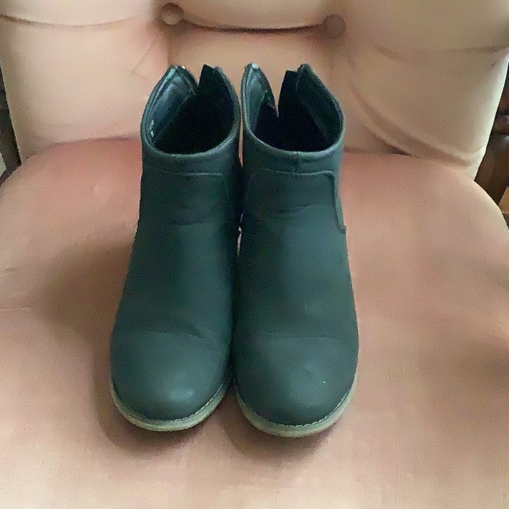 Black/Gray Booties with back Zipper
